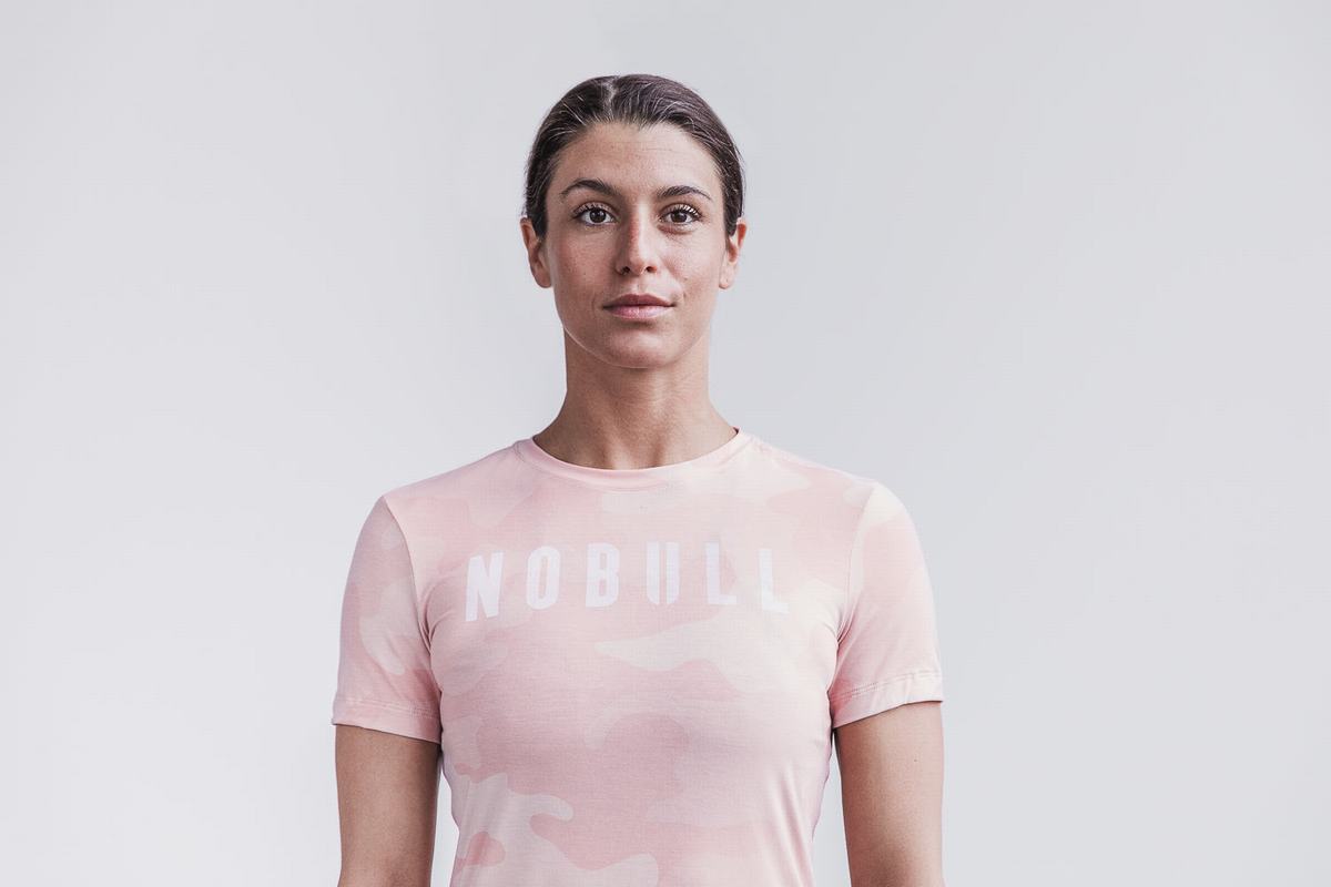 Nobull Women\'s T Shirts Rose Camo | Australia (PL8145)